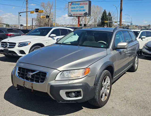This Sport Utility Vehicle (SUV)/Multi-Purpose Vehicle (MPV) pow - Photo 4