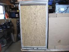 PROPANE ELECTRIC FRIDGE