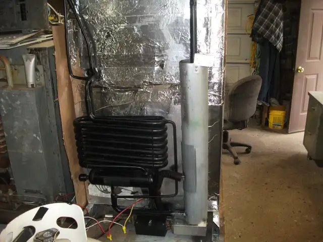 PROPANE ELECTRIC FRIDGE - Photo 3