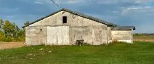 3  bedroom bungalow w/established yard & 80 acres land - Photo 3