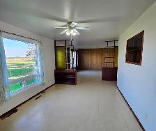 3  bedroom bungalow w/established yard & 80 acres land - Photo 7
