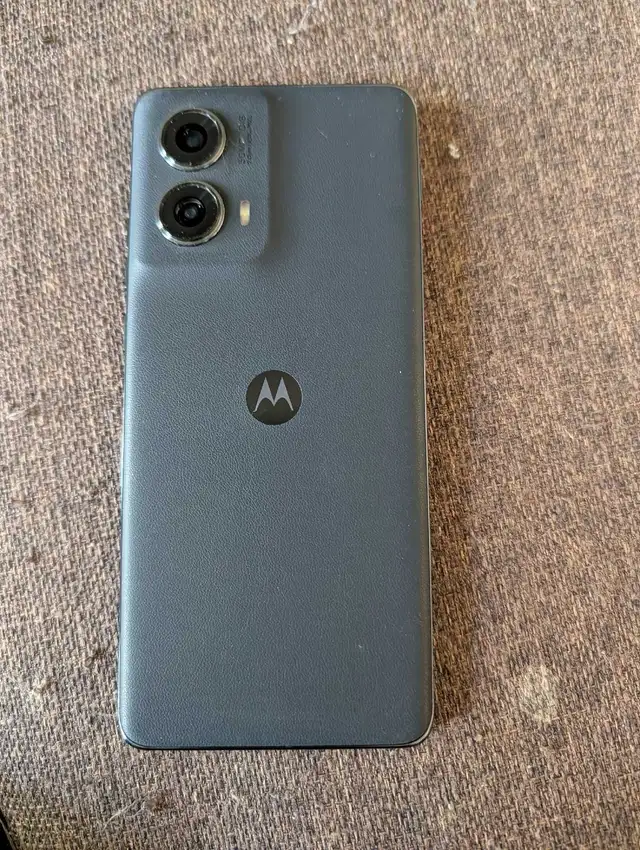 Motorola Edge - Photo 2