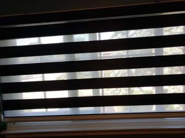 Blinds and Shutters sale - Photo 4