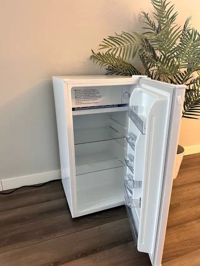 Compact Office/Small Fridge — Brand New (Out of Box) - Photo 2