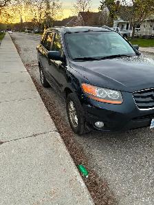2010 Hyundai Santa Fe (Derby or Parts Car ONLY)