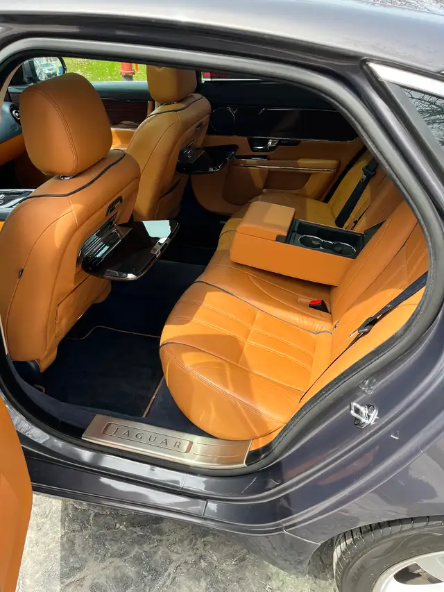 2011 Jaguar XJL - Photo 3