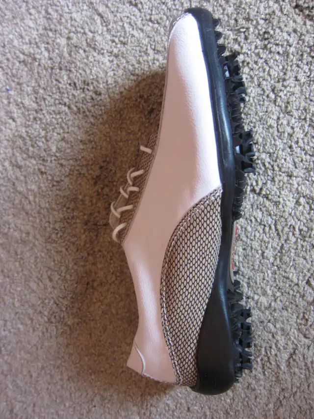 $350 RETAIL FOR $95 TUESDAY! LADY GOLFERS TAKE NOTE! - Photo 4