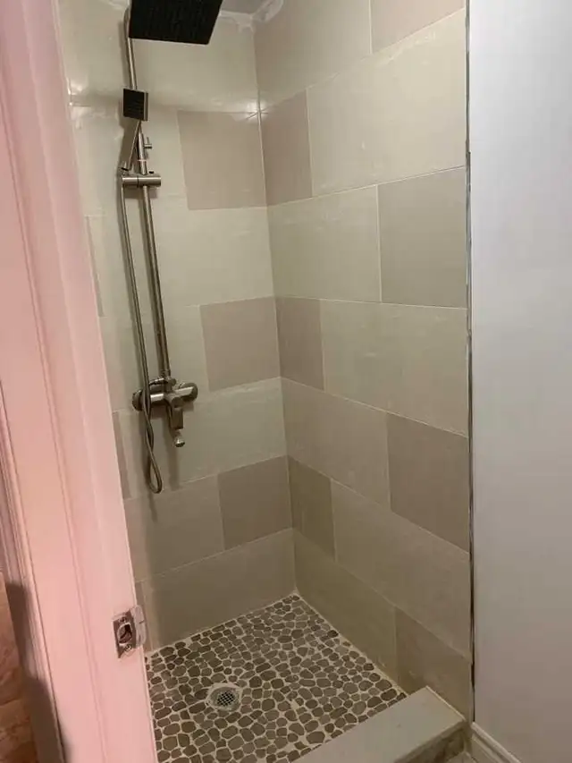 Room for rent - Markham and steels- Males only - Photo 5