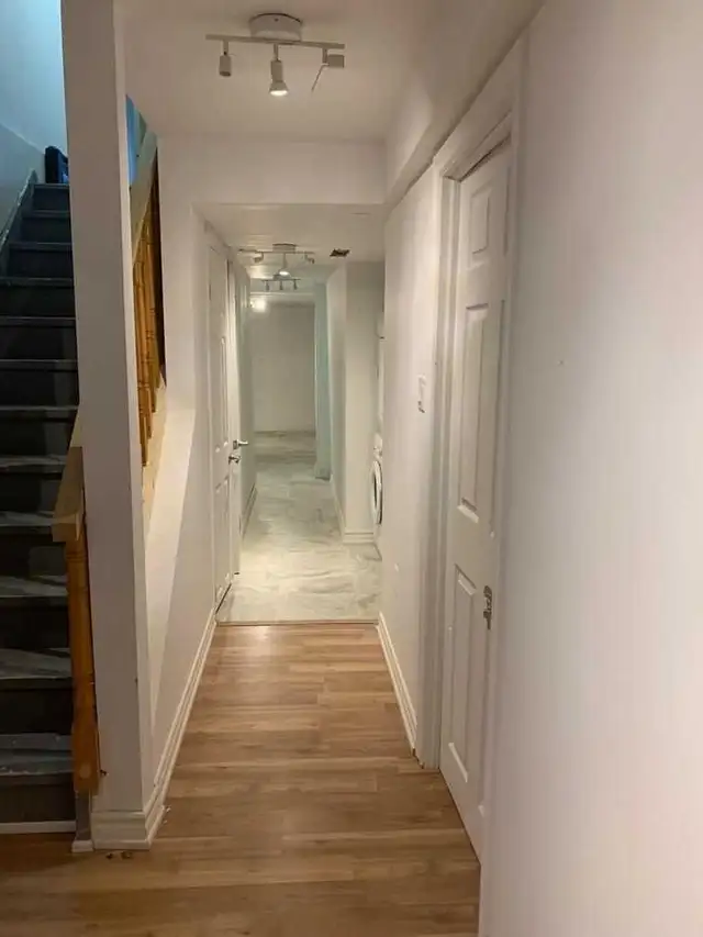 Room for rent - Markham and steels- Males only - Photo 7