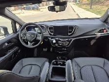 CHRYSLER GRAND CARAVAN SXT 2025 - Photo 9