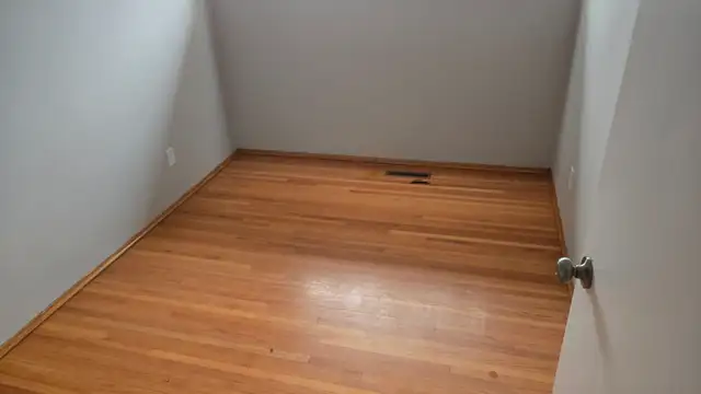 Looking for a roommate - Photo 3
