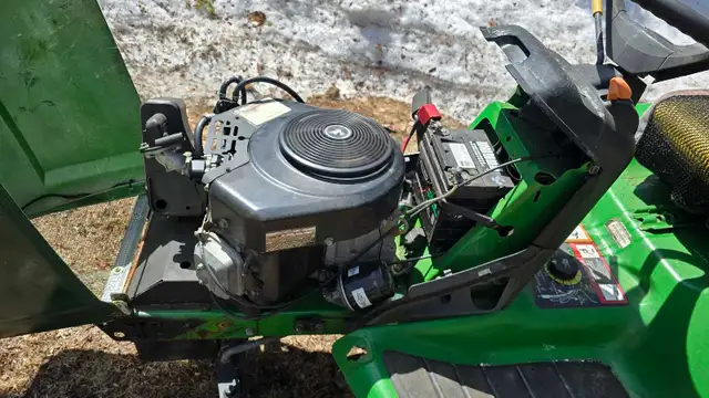 Tracteur John Deere 165 - Photo 2