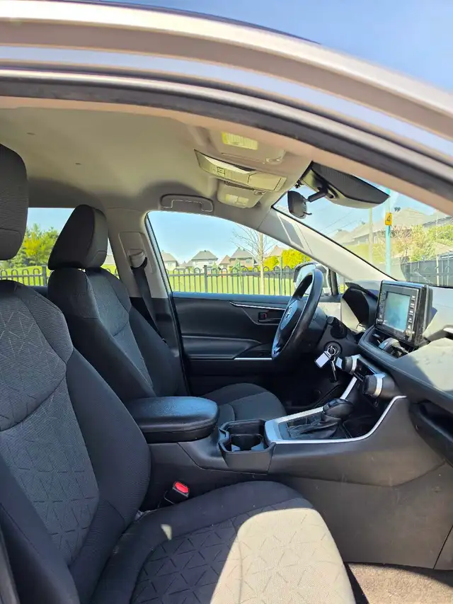 2020 Toyota Rav4 - Photo 6