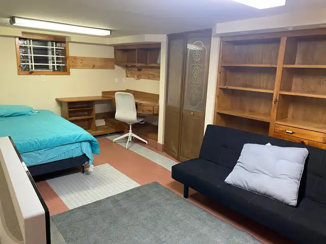 Rooms available in downtown Windsor home - Photo 5