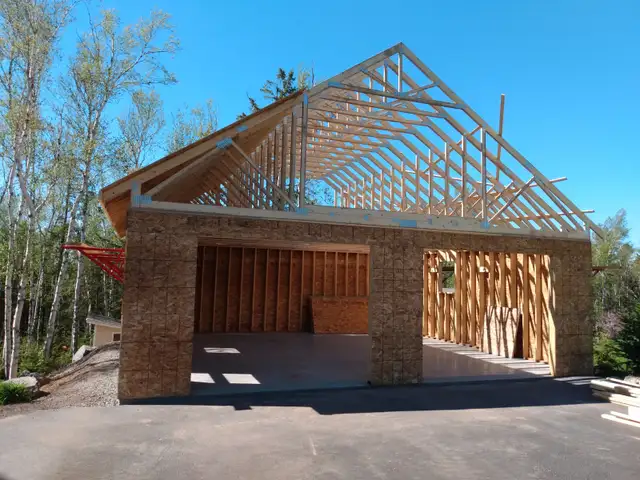 Garage Building - Photo 9
