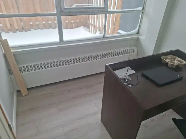 Private Den for Rent - Photo 6