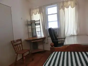 nice room in Partington ave, close to UW - Photo 7