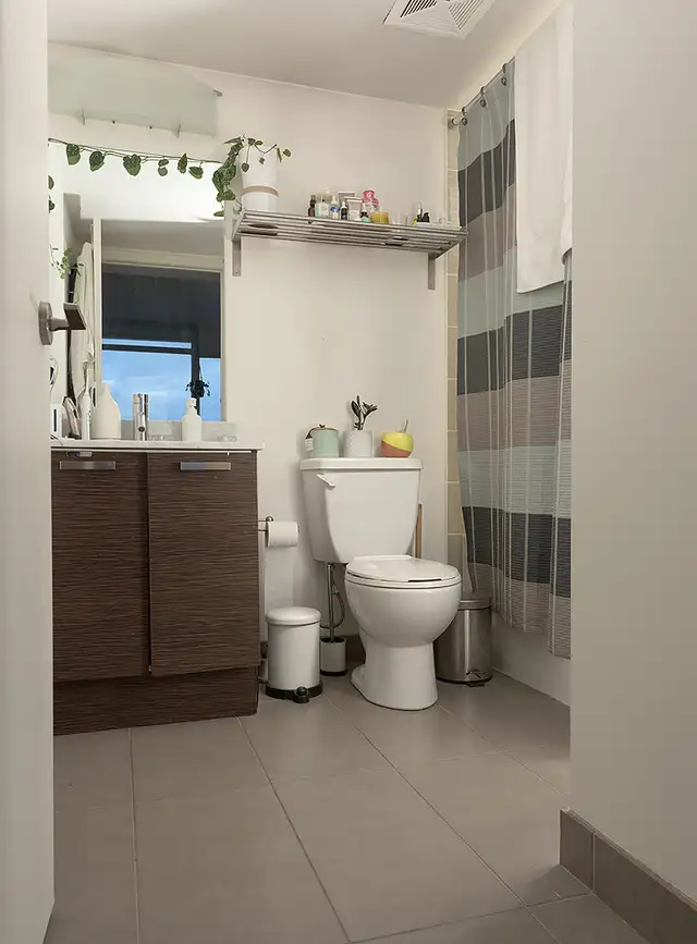 2 Bed & 2 Bath Lower Penthouse Unit – Queen West - Photo 6