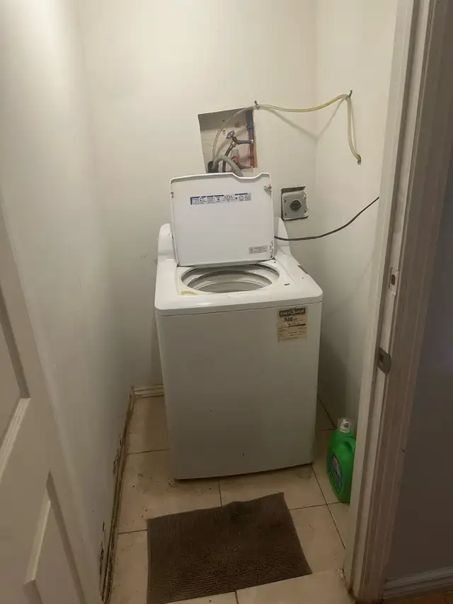 2 Bedroom Basement For Rent! - Photo 4