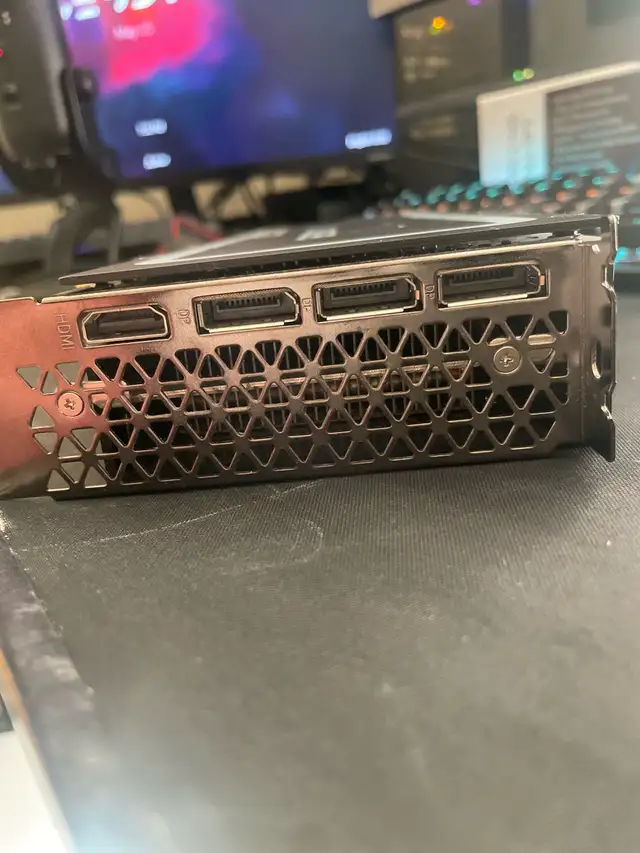 GeForce RTX3060 12gb - Photo 4