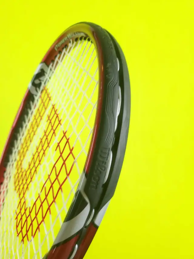 Wilson Power Holes 100 tennis racquet - Photo 4