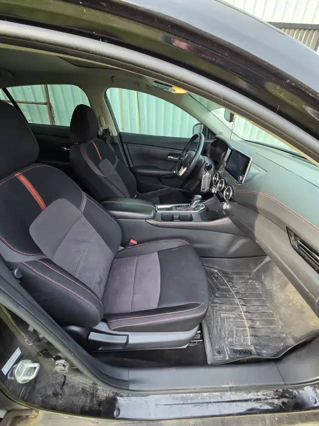 Nissan Sentra SR - Photo 7