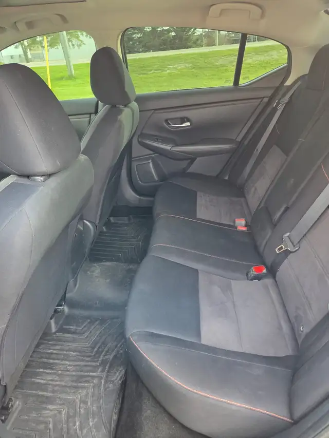 Nissan Sentra SR - Photo 8