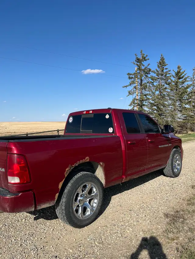 Dodge Ram 1500 Quad Cab - Photo 5
