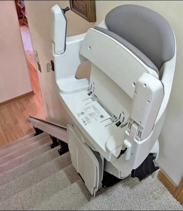 Stairlift Home Glide 2023 Model 5 & 9 Steps - Photo 2