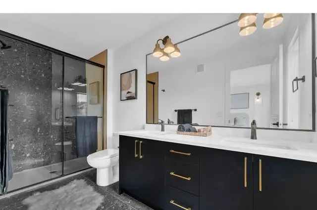 Modern House , 3 Bedroom 2.5 Bathroom - Photo 2