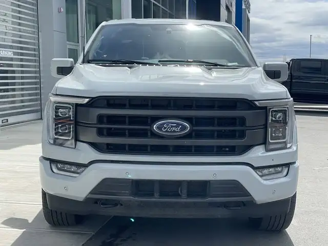 2023 Ford F-150 Lariat - Photo 2