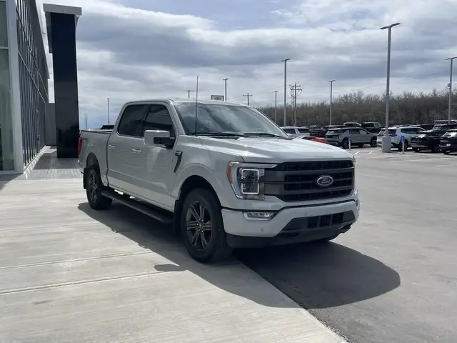 2023 Ford F-150 Lariat - Photo 11
