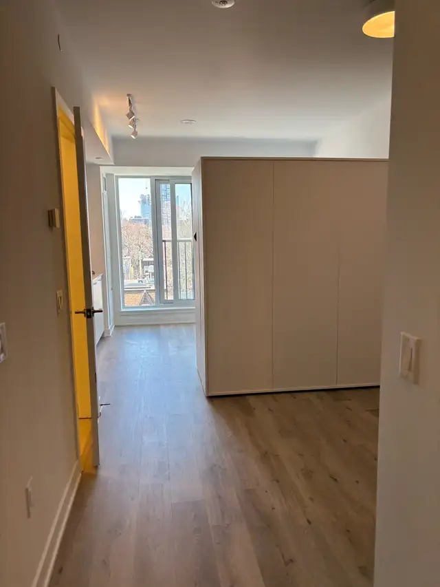 Assignment Sale - Brand New Studio Condo in Toronto - Photo 2