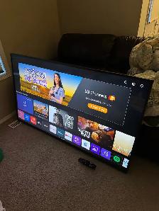 65' UN73 LG UHD TV with ThinQ® AI great working condition $475