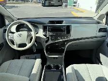 2013 Toyota Sienna LE 7-Passenger - Photo 12