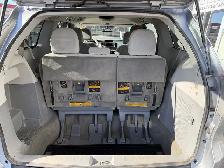 2013 Toyota Sienna LE 7-Passenger - Photo 23