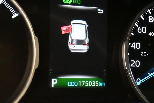 2019 Toyota RAV4 LE HYBRID Call 902-466-9550 Android Auto / Appl - Photo 9