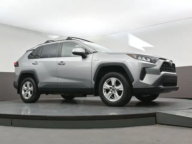 2019 Toyota RAV4 LE HYBRID Call 902-466-9550 Android Auto / Appl - Photo 34