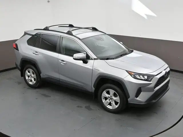 2019 Toyota RAV4 LE HYBRID Call 902-466-9550 Android Auto / Appl - Photo 40