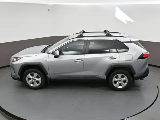 2019 Toyota RAV4 LE HYBRID Call 902-466-9550 Android Auto / Appl - Photo 43
