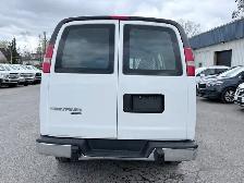 2017 GMC Savana - Photo 5