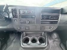 2017 GMC Savana - Photo 17