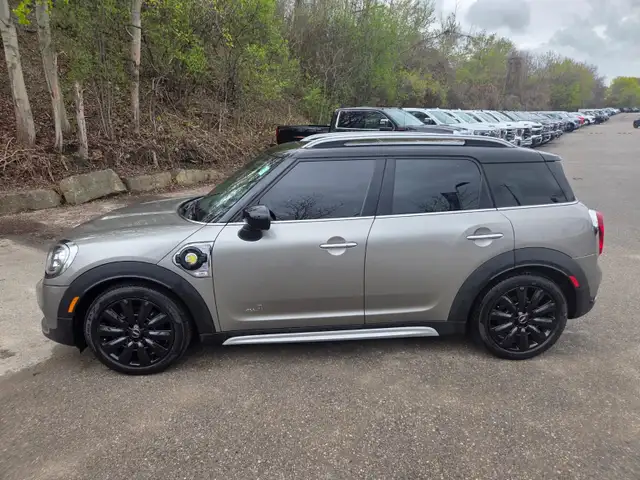 2020 Mini E Countryman Cooper S PANORAMIC MOONROOF | SEATING... - Photo 5