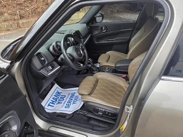 2020 Mini E Countryman Cooper S PANORAMIC MOONROOF | SEATING... - Photo 7