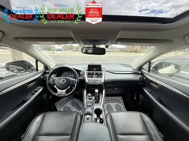 2017 Lexus NX 200t | PREMIUM | HEATED & COOLED SEATS | REAR CAME - Photo 2