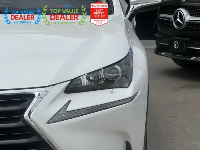 2017 Lexus NX 200t | PREMIUM | HEATED & COOLED SEATS | REAR CAME - Photo 6