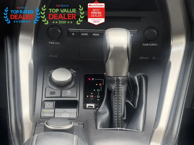2017 Lexus NX 200t | PREMIUM | HEATED & COOLED SEATS | REAR CAME - Photo 24