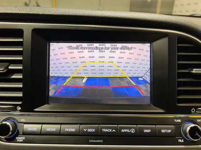 2017 Hyundai Elantra - Photo 31