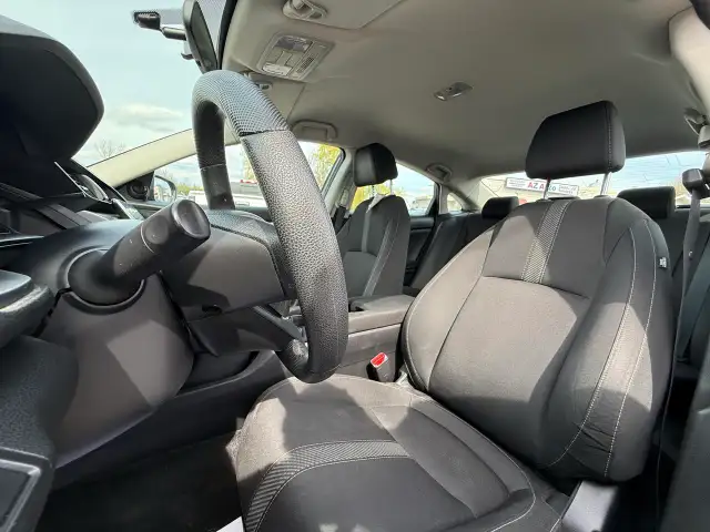 2018 Honda Civic LX - Photo 10