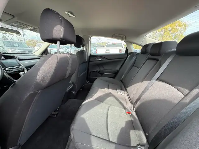 2018 Honda Civic LX - Photo 11